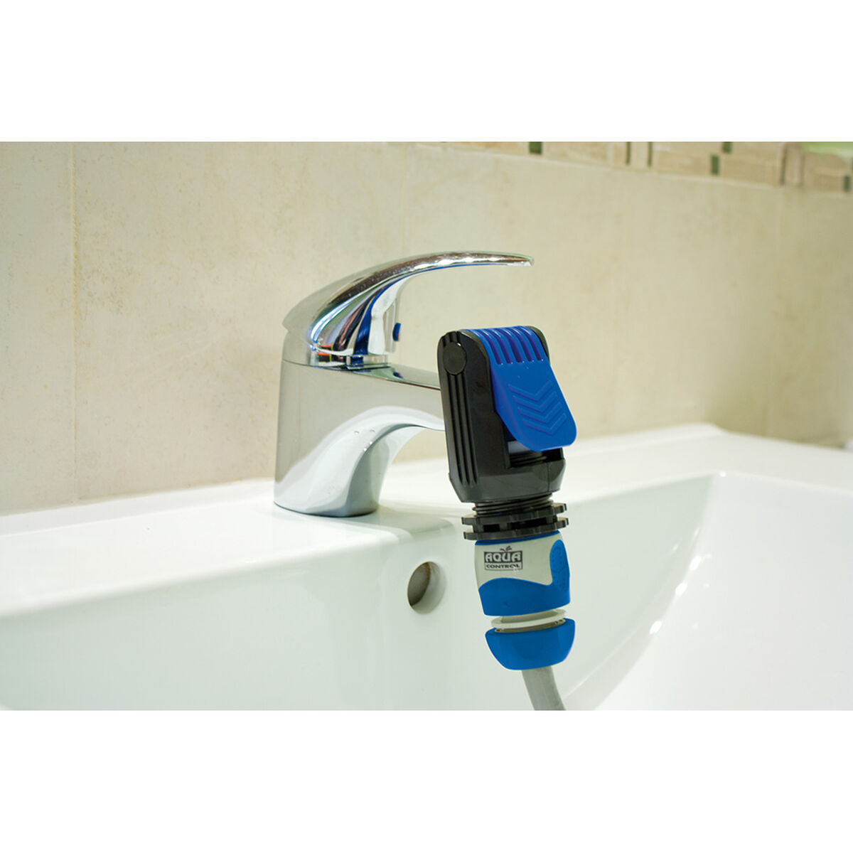 Adapter za pipo Aqua Control C2025 Univerzalno